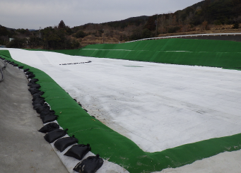 三重県恵利原五知トンネル（要対策岩）